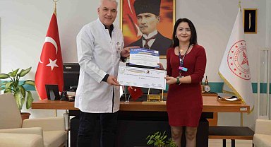 Psikiyatri Uzmanı Dr. Demir'e Uluslararası birincilik ödülü