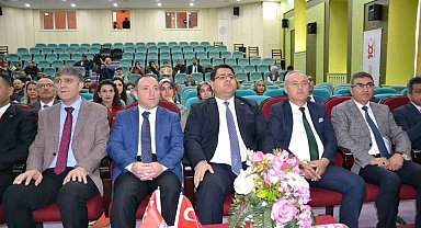 "Teknoloji ve eğitim bölgesel çalıştayı Erzurum'da düzenlendi