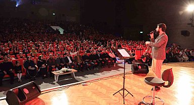 Şair Tuncer, Erzincanlılarla buluştu