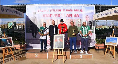 Salihli'de Atatürk kupası sahiplerini buldu