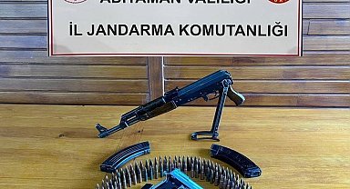 Silah bulunduran 2 şahıs tutuklandı