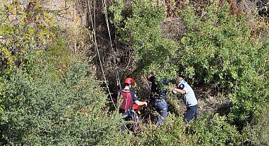 Tansiyonu düştü, 15 metrelik falezlerden düştü