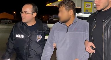 Telefon dolandırıcısı altınlarla Aksaray'da yakalandı