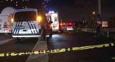 TEM'de yolun karşısına geçmeye çalışan yaya otomobilin çarpması sonucu öldü