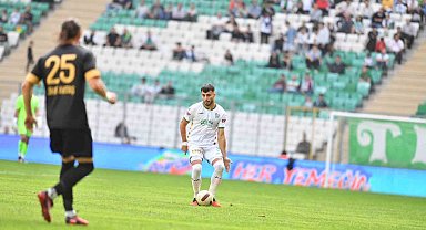 TFF 2. Lig: Bursaspor: 1 - Kırşehir FSK: 3