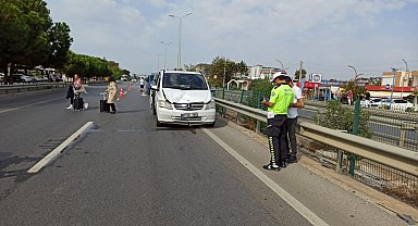 Tur aracının çarptığı otel çalışanı kadın ağır yaralandı
