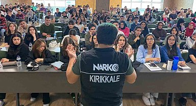 Üniversite öğrencilerine narkotik bağımlılığı konferansı