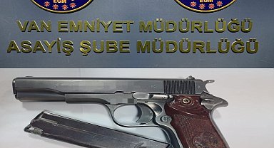 Van'da değişik suçlardan 15 kişi tutuklandı