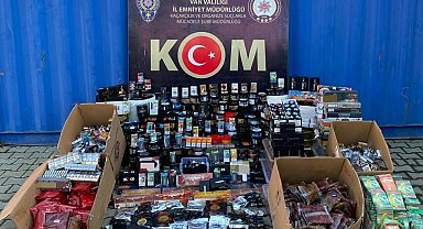 Van'da gümrük kaçağı malzemeler ele geçirildi