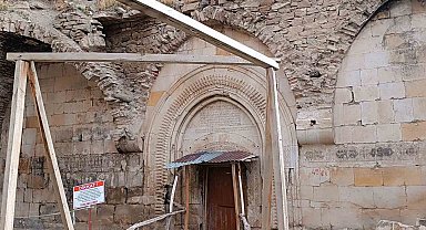 Yedi Kilise yıkılma tehlikesiyle karşı karşıya