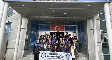 Yüksekovalı 40 öğrenci Ankara gezisine gönderildi