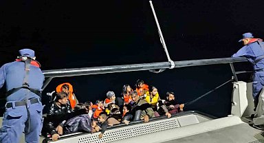 Yunan unsurlarınca ölüme terk edilen 26 kaçak göçmen kurtarıldı