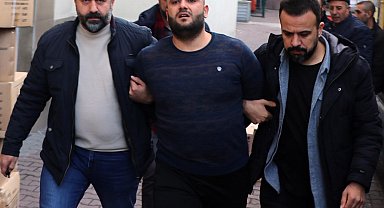 2 kardeşten birini öldürüp, diğerini yaralayan sanığa müebbet ve 13 yıl hapis