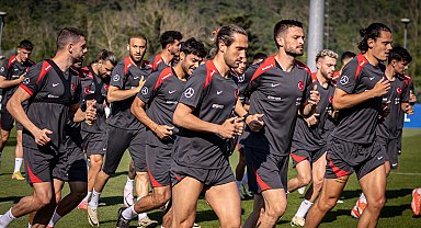 A Milli Futbol Takımı tam kadro çalıştı