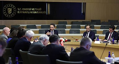 Bakan Bayraktar'dan büyükelçilere yatırım çağrısı