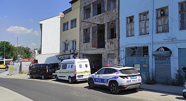 İstanbul- Beyoğlu'nda metruk binada ceset bulundu
