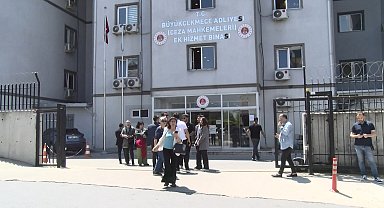 İstanbul- İBB Başkanı İmamoğlu'nun 'ihaleye fesat karıştırma' suçundan yargılandığı dava ertelendi