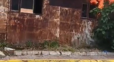 Kocaeli'de kereste üretim tesisi ofisinde yangın