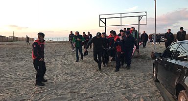 Sakarya'da denizde kaybolan üniversite öğrencisi Burak, cansız bulundu