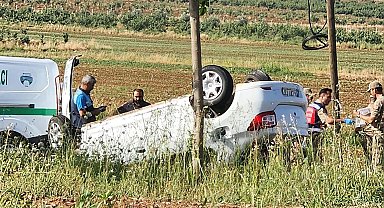 Şanlıurfa'da, takla atıp tarlaya devrilen otomobilin sürücüsü öldü