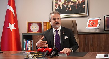 Suat Kılıç: Anayasa konusu gündemde ama anayasa metni ortada yok