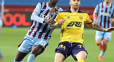 Trabzonspor'dan Pepe veda etti; gözler Onuachu'da