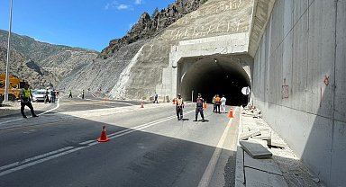 Artvin Yusufeli'de tünelde çökme