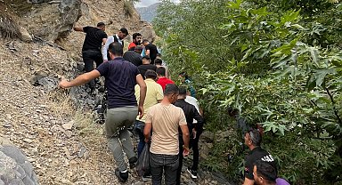 Bitlis'te çaya giren genç boğuldu