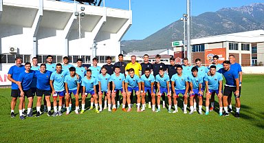 Fethiyespor topbaşı yaptı