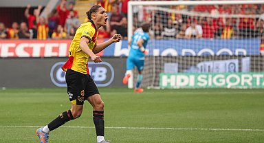 Göztepe'den Emir ve Zajc'a kanca