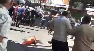 İstanbul - Bayrampaşa'da 'yol verme' kavgasına biber gazlı müdahale