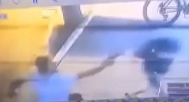 İstanbul- Tuzla'da iş yerine silahlı saldırı kamerada