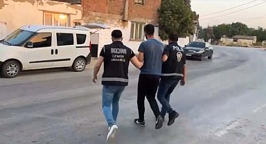 İzmir'de oto galerici görünümlü tefeciliğe 14 gözaltı