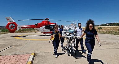Kanında enfeksiyon bulunan 1 günlük bebek, ambulans helikopterle sevk edildi