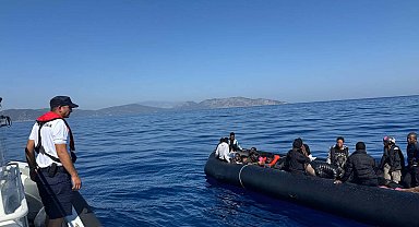 Kuşadası'nda 36 kaçak göçmen kurtarıldı