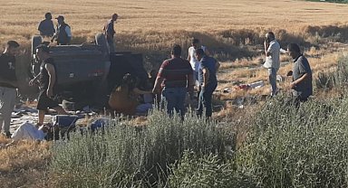 Otomobil şarampole devrildi; tekvando hocası öldü, sporcu 4 çocuk yaralandı