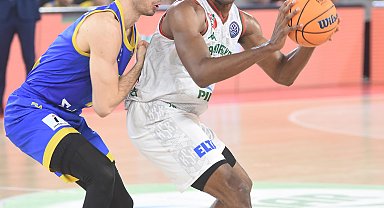 Pınar Karşıyaka'ya Vitto Brown'dan duygusal veda