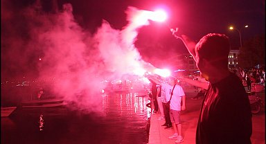 Samsunspor'un 59'uncu yılına özel meşale şov