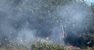 Saros'ta ormanda ateş yakanlara tepki kamerada