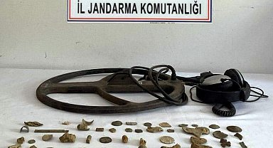 Tekirdağ'da tarihi 47 obje ele geçirildi: 2 gözaltı