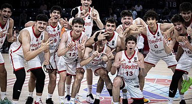17 Yaş Altı Erkek Basketbol Milli Takımı, dünya üçüncüsü oldu