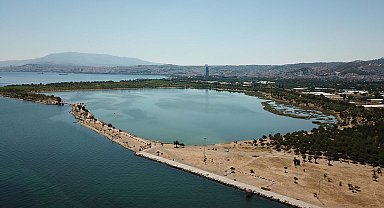 'Zemin çöküyor, önlem alınmazsa gelecekte İzmir'i su basacak'