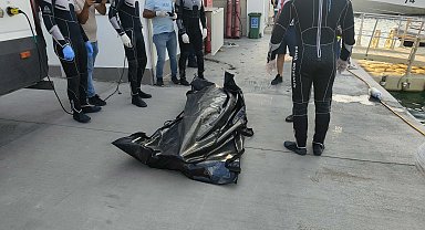 4 gündür kayıptı; denizde boynuna taş bağlı cesedi bulundu