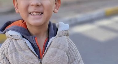 4'üncü kattaki evlerinin penceresinden düşen Yağız Alp, yaşamını yitirdi