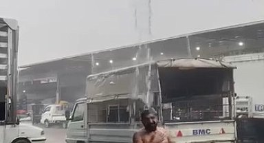 Adana'da sağanak etkili oldu