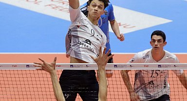 Altekma, Özgür Karababa ile devam ediyor