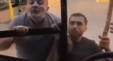 Ankara'da otobüs şoförüne sopalı saldırı kamerada