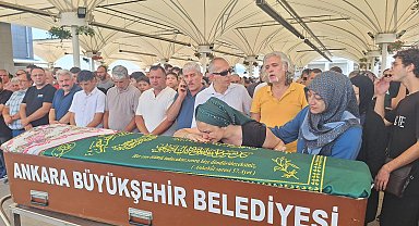 Asansör boşluğuna düşen Beren son yolculuğuna uğurlandı, aile ihmal iddiasında bulundu