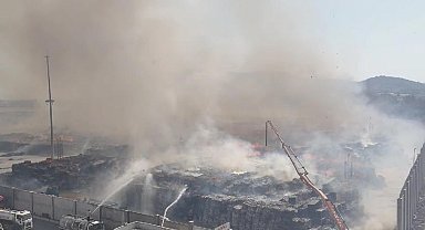 Aydın'da kağıt fabrikasındaki yangın 3'üncü gününde