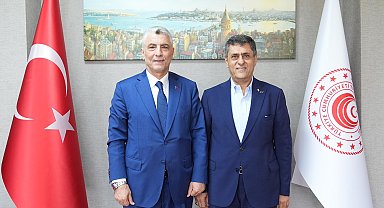 Bakan Bolat: Gümrük işlemlerinin sorunsuz yürütülmesi için çalışmaya devam edeceğiz